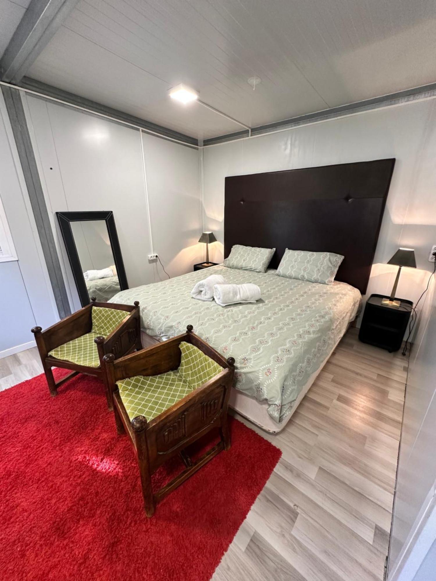 Bungalow Infanta Torrelaguna Eksteriør bilde